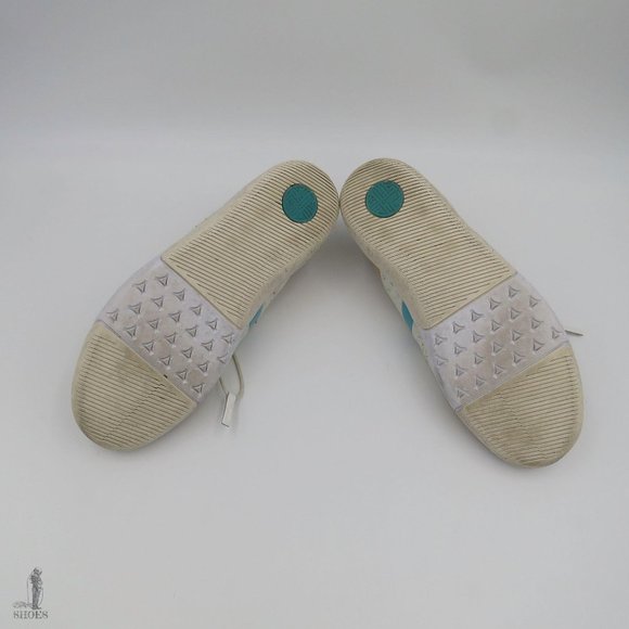 Plae Butler Turtledove Sneaker - Picture 8 of 9